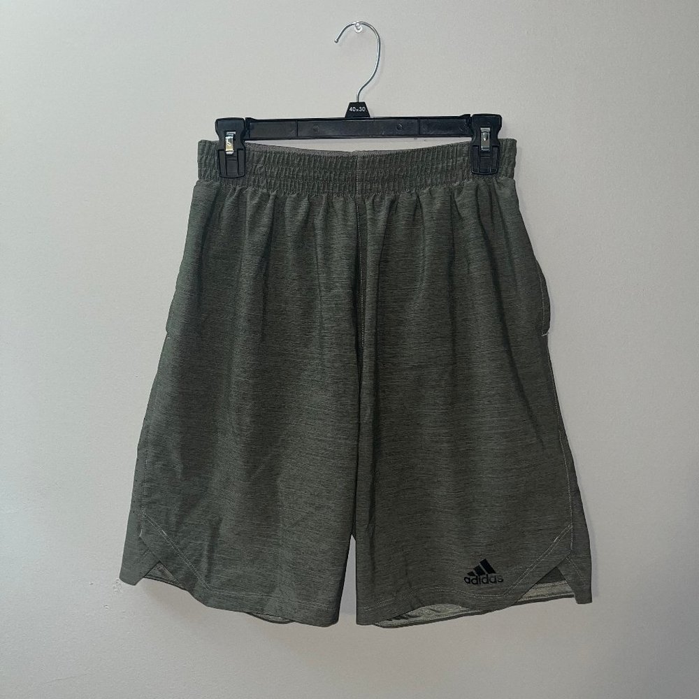 Men's Adidas 9" Shorts - Size Medium (NEW)